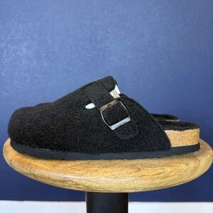 Cushionaire Hana Cork Footbed Black Wool Clog Mules NWT | Size 8